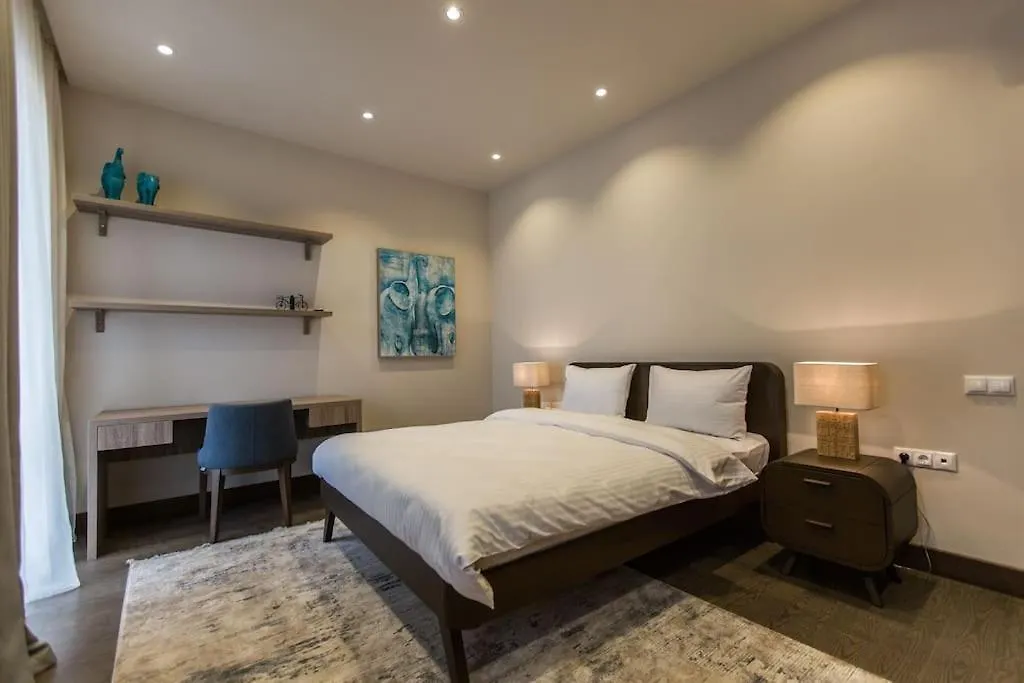 Vip 2-Bedroom Central Apartment Baku